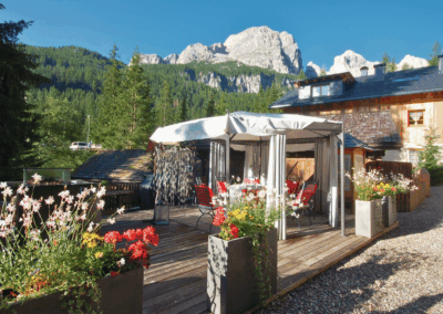 Vacanze Estate Primavera e Inverno a Corvara Alta Badia